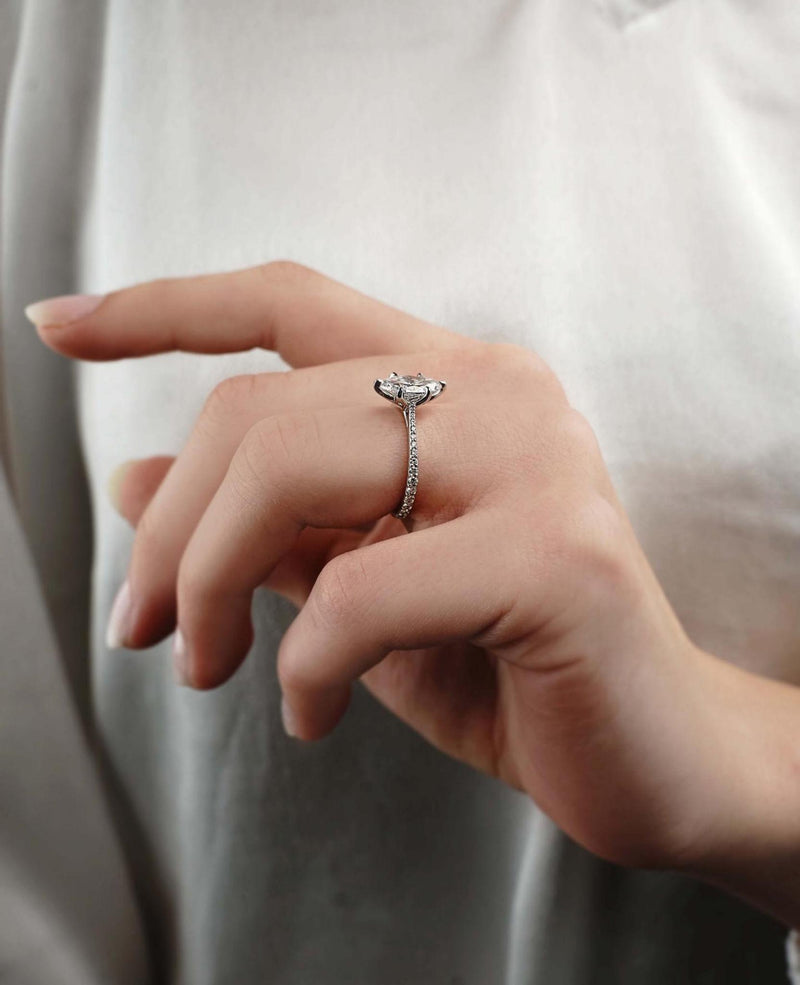 Choosing the Perfect Lab-Grown Diamond for Your Engagement Ring