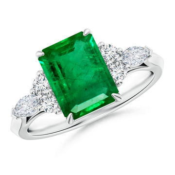 Emerald Side Stone Natural Diamond Ring