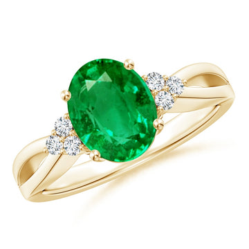 Solitaire Emerald Split Natural Trio Diamond Ring